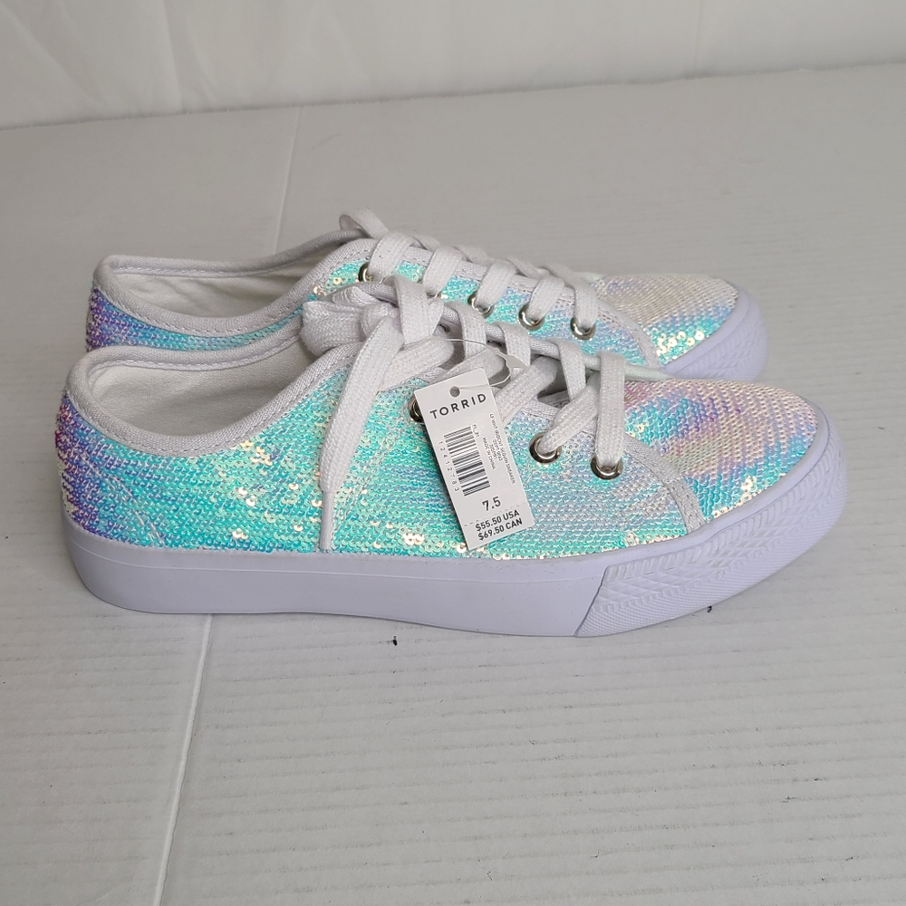 NWT Torrid White Iridescent Sequin Lace-Up Sneaker
